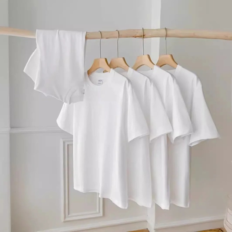 T-shirt girocollo da uomo con  - Badminton Shuttlecock recensione e prezzo